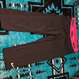 Nike Black and Pink Leggings for Active Comfort